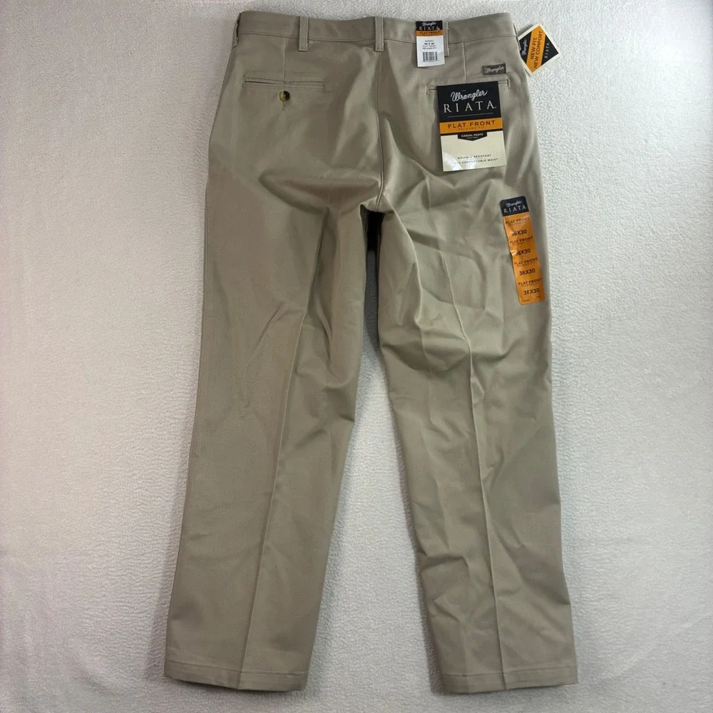Wrangler Riata Chino Pants Men 36x30 Beige Flat Front Relaxed Western Cowboy NWT